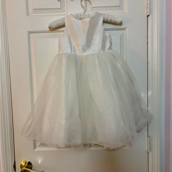 Girl’s Bridal Ivory Kids Formal Flower Girl Dress 🌸 - Picture 3 of 9